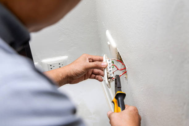 Best Ceiling Fan Installation Electrician  in Checotah, OK